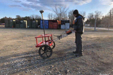 Domeniul de frecventa (FD) si domeniul timp (TD) (a-3)