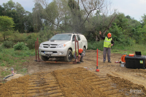 Down-Hole (DH) si Cross-Hole (SH) (a-4)