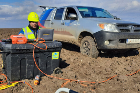 Analiza pe mai multe canale a undelor de suprafata (a-3)